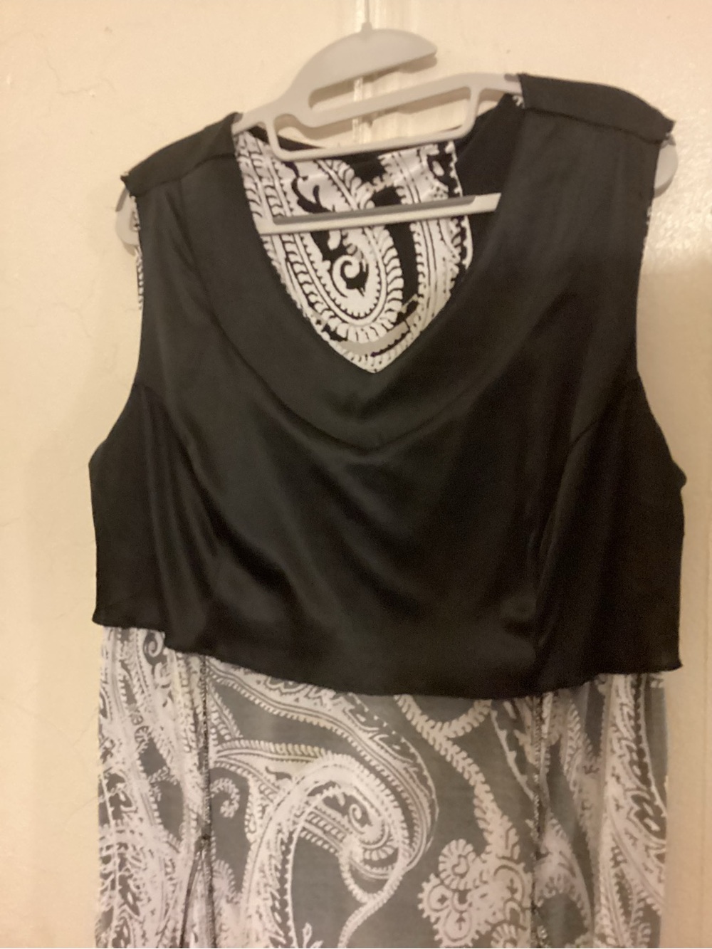 JM collection 1x White Paisley V-Neck Sleeveless Dress - Picture 4 of 6